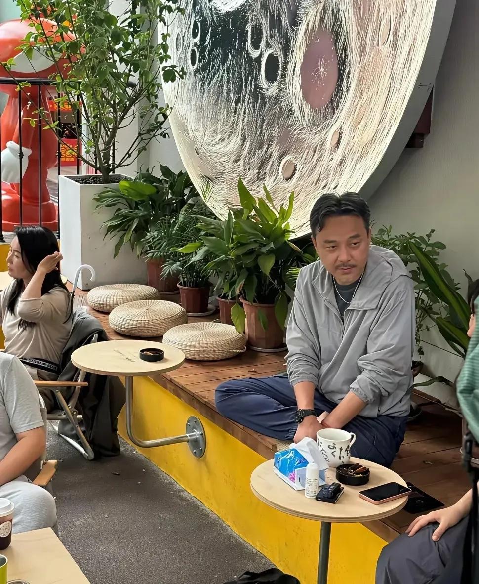 那时候看汪涵老师的天天向上好开心，如今头发白了也老了