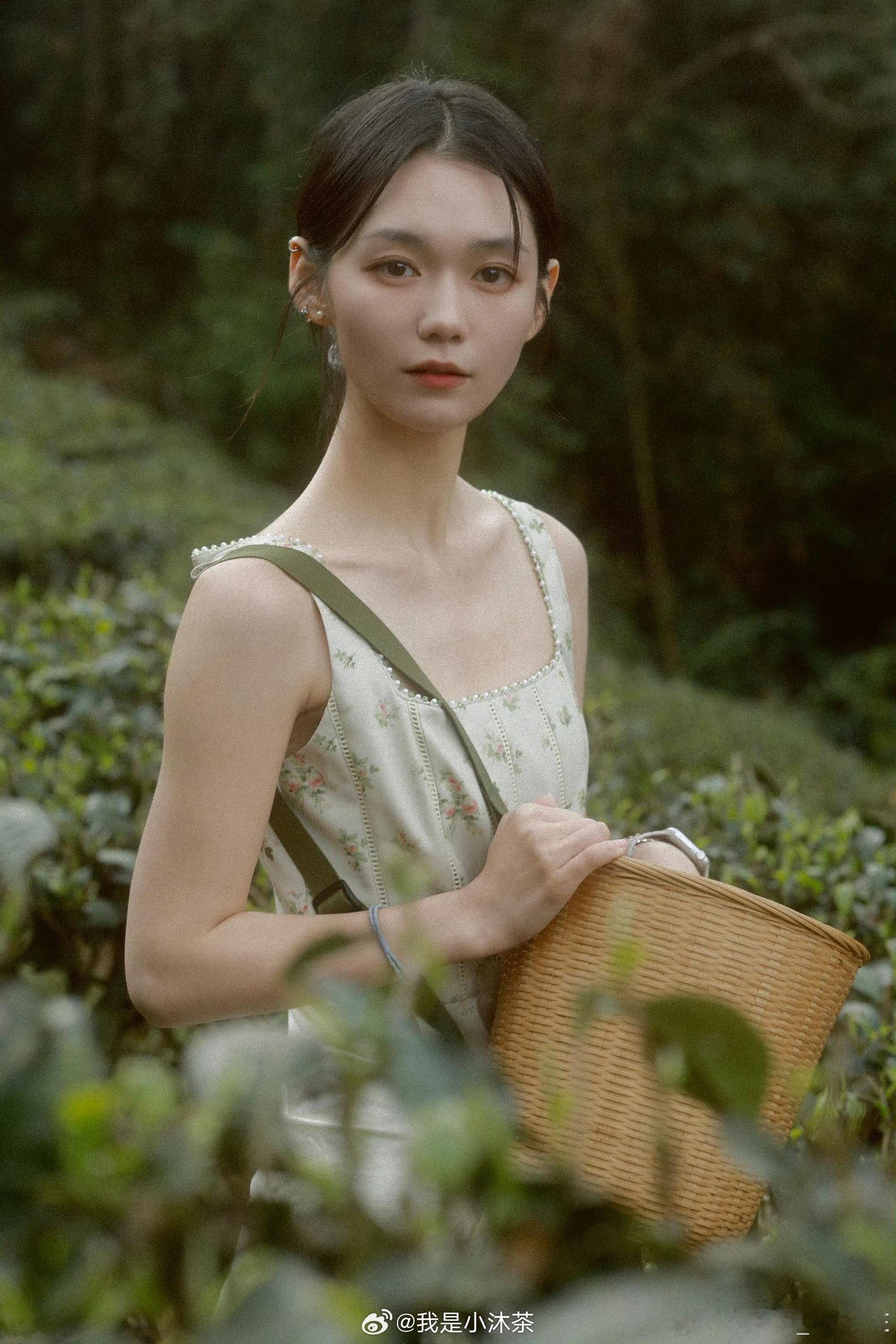 段奥娟这么瘦了天哪瘦这么多！ 差点没认出来但还是很好看的 