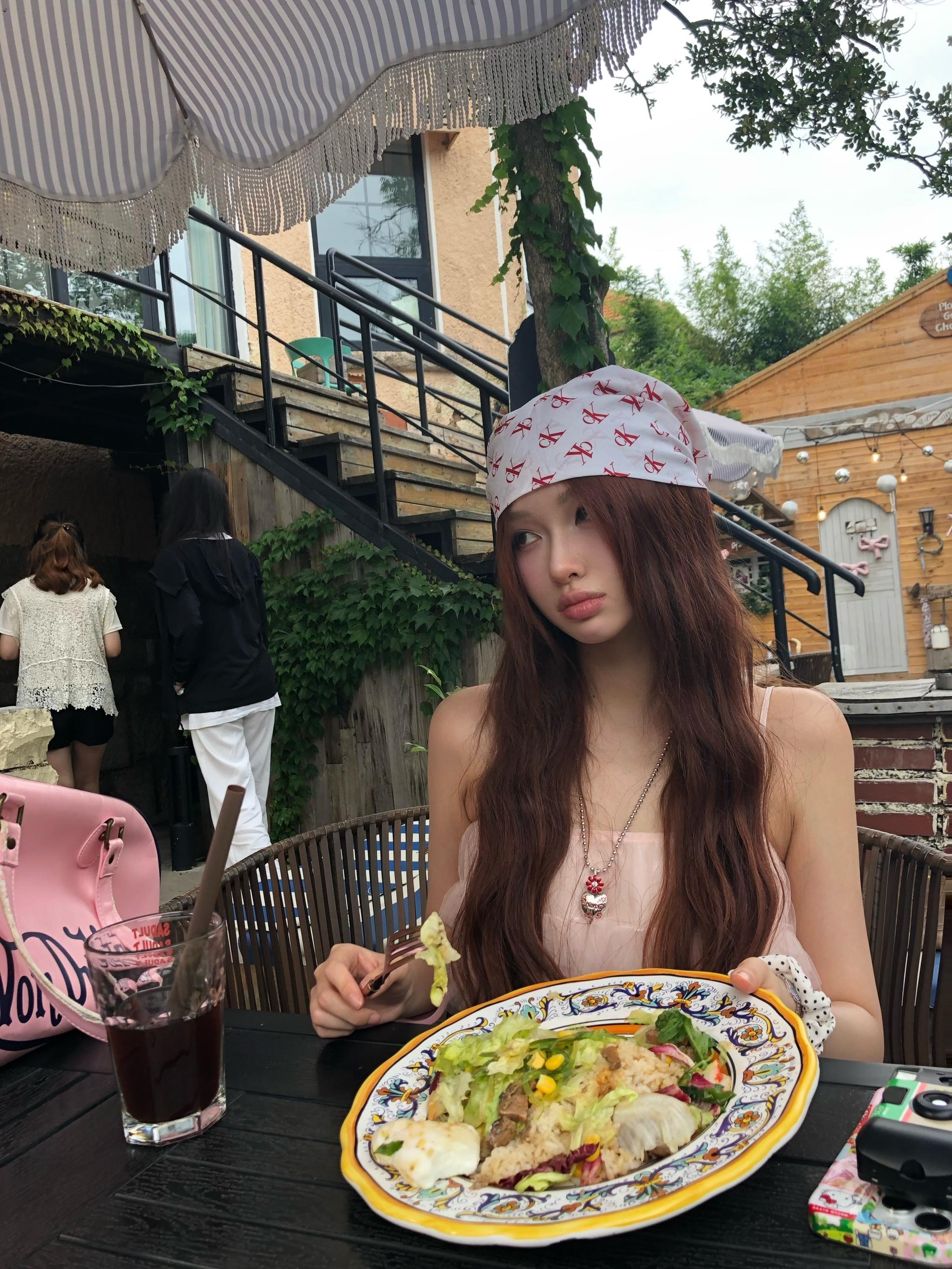 在干嘛 呼吸也要跟我说一声呀。