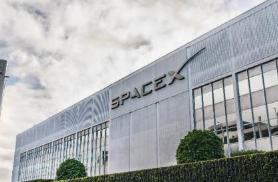 直接炸了！SpaceX 官宣彻底封锁中国大陆。
 
就在6月5日，无数网友亲测发