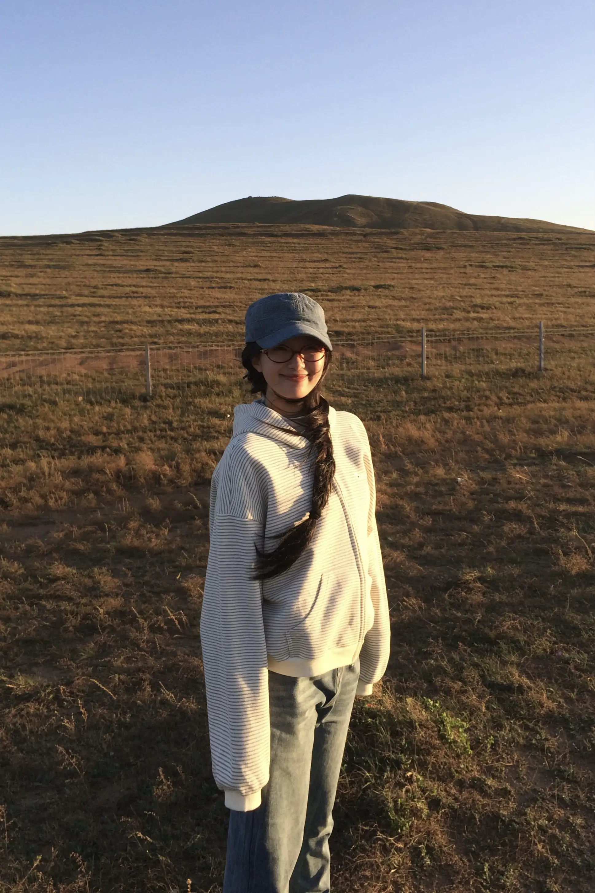 我们都不懂离别的重量 直到某天冷空气里裹狭着回忆涌入