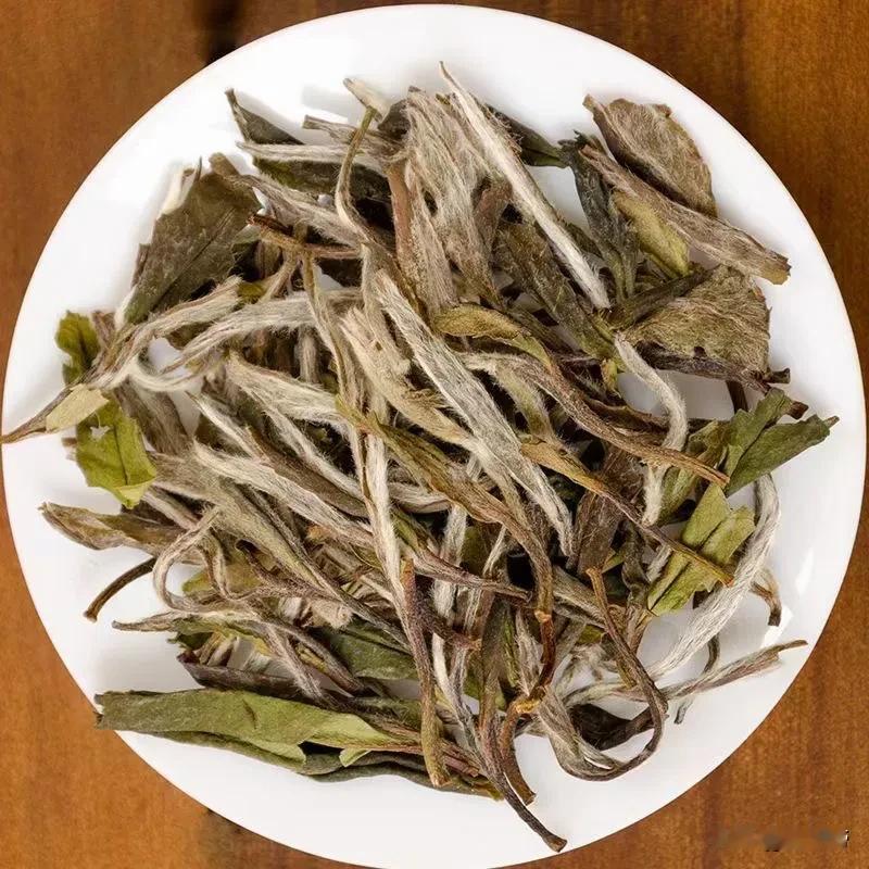 早茶品一道栀子花香白牡丹[呲牙]