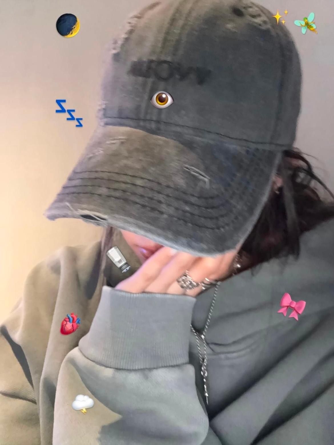 𝐂𝐡𝐮𝐫𝐫𝐫𝐫𝐫how i feel with vs witho