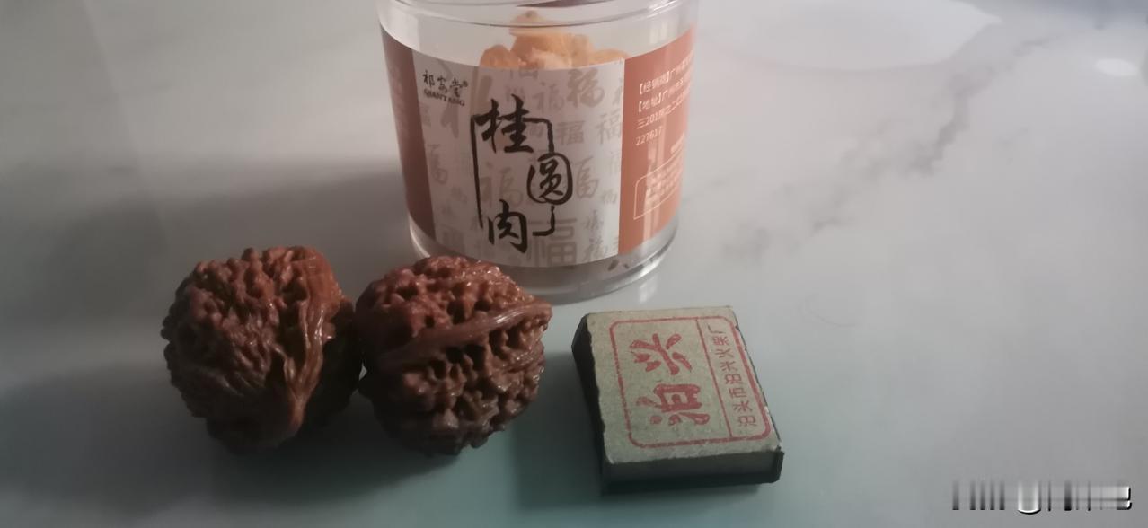 历经风雨才懂，能治愈自己的，从来不是时间，而是内心的释怀与通透。时间只能冲淡表象