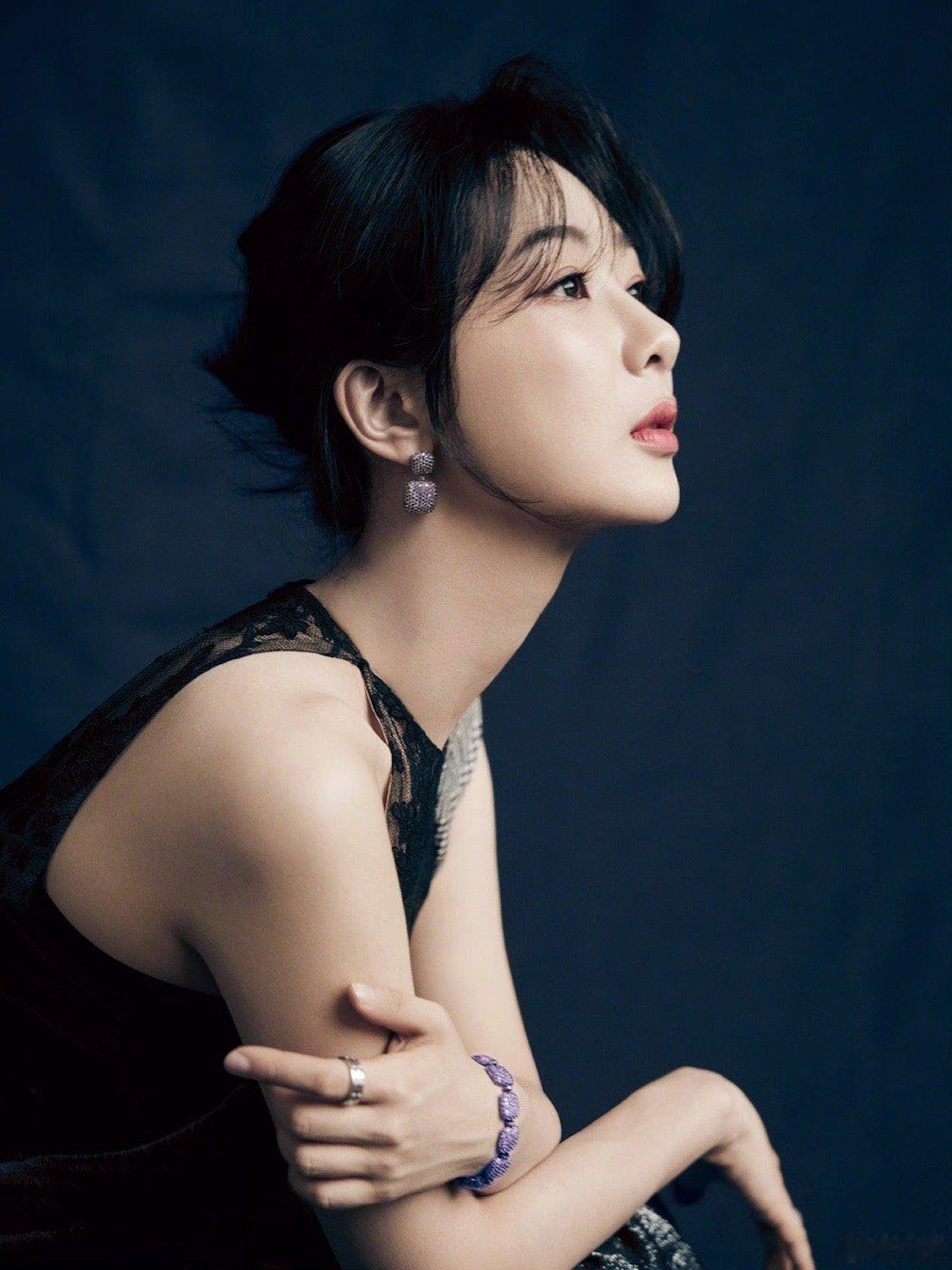 #杨紫说放慢脚步找到并成为自己的轨迹#、#杨紫回顾2023年# 杨紫回顾2023