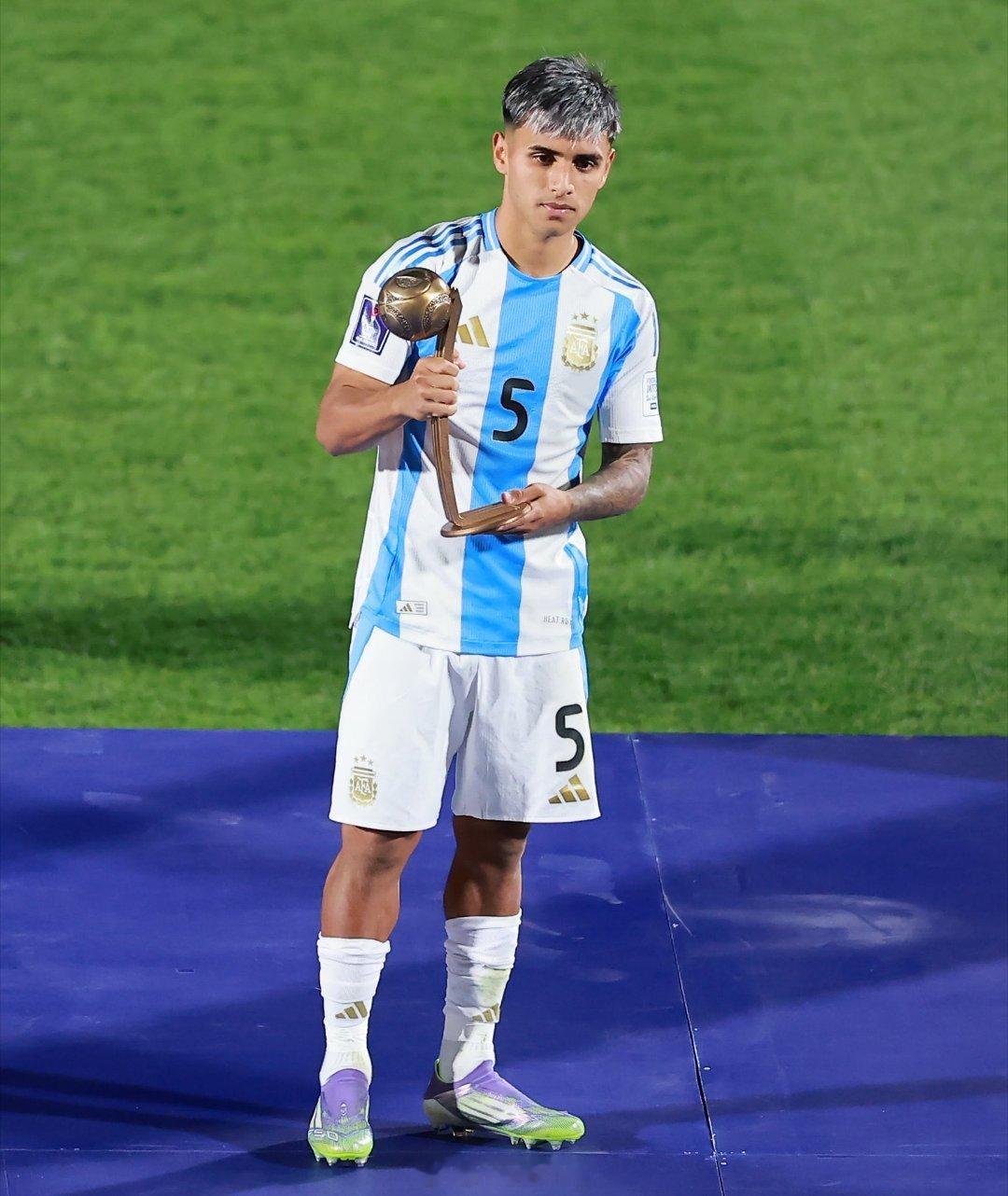 🥉 2025世青赛亚军、阿根廷国青5号中场米尔顿·德尔加多（博卡青年）被评为U