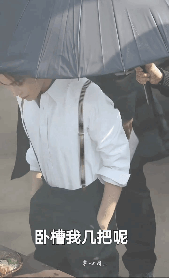 笑的其实我是刚才刷到我妈整理批的视频去找这两个动图了，整理肥鲍整理肥臀大合集很不