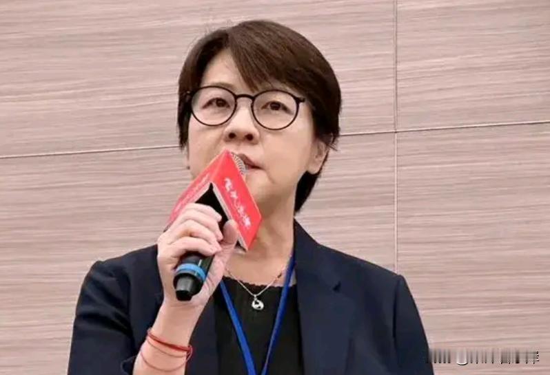 一直被推再选台北，黄珊珊亲自重申不会再参与选举

蓝白在竹北合作破局，给了绿营操
