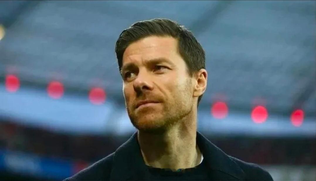 贝尔谈阿隆索在皇马“失败”的原因：问题不在战术，而在更衣室管理前威尔士球星贝尔近