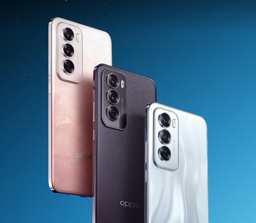 #每日思考#首先需要肯定的是直屏设计作为手机行业的重要发展历史，一直以来都承载着