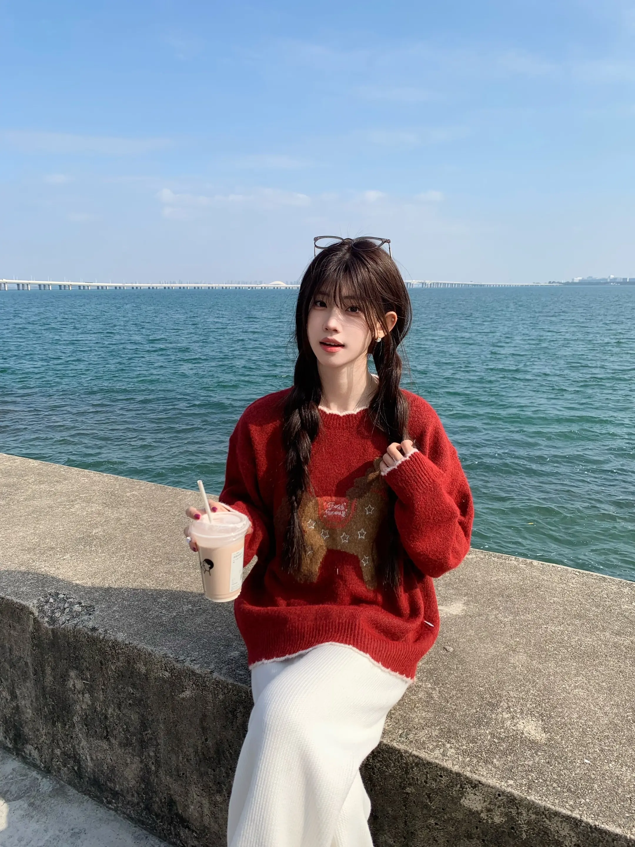 人和人还是淡淡的好 就可以不期待不在意 不要求不离开