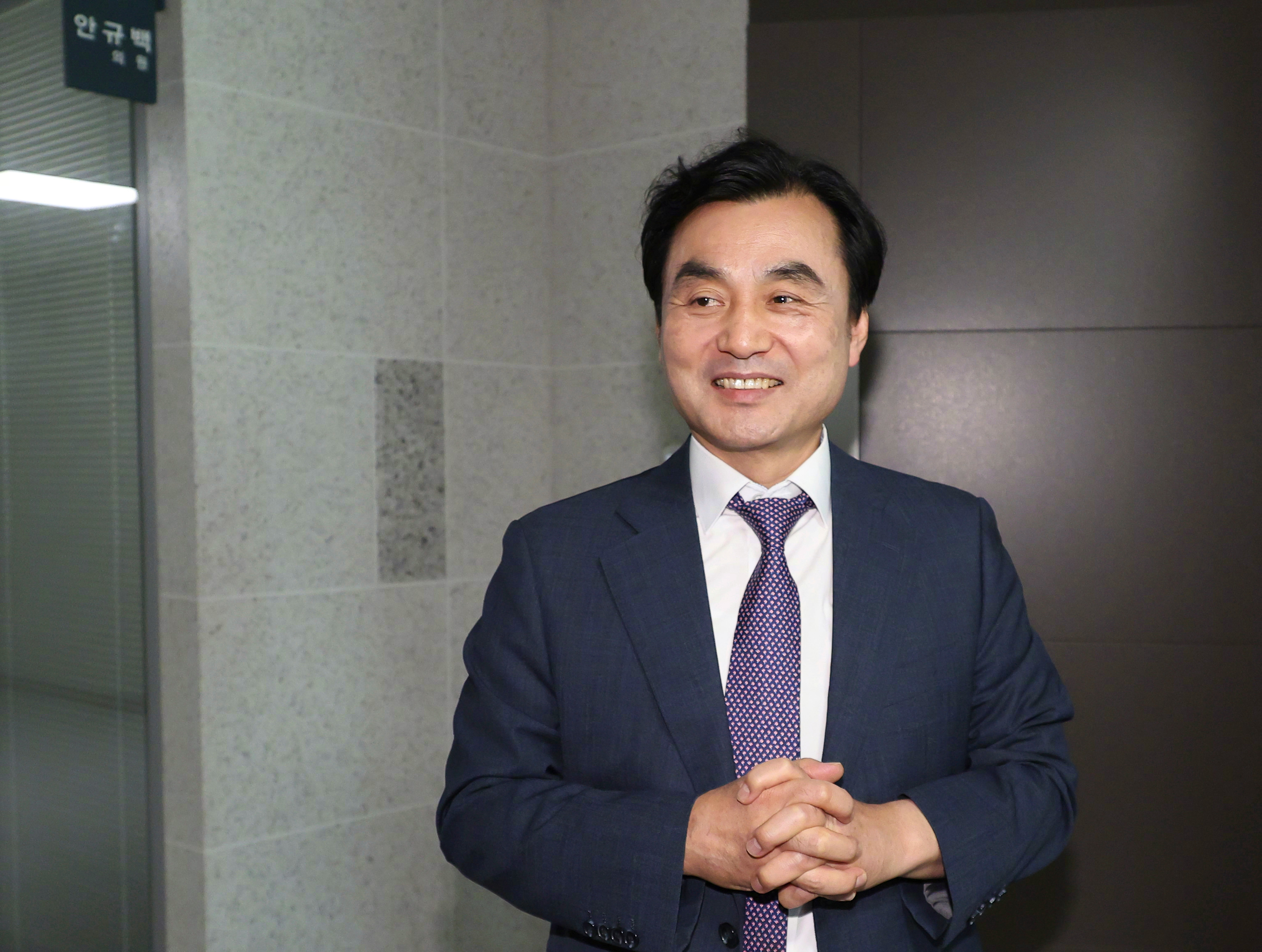 #韩防长称不会削减驻韩美军数量#【韩国防长：驻韩美军数量不会削减】据韩联社8月2