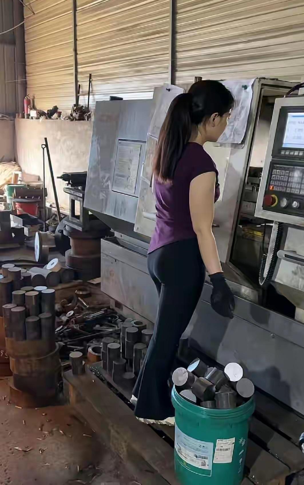 厂子有了她就不会倒了