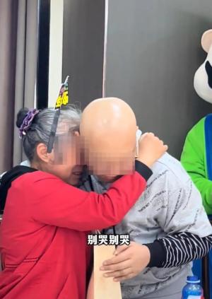 “愿天堂没有折磨。”据媒体5月19日报道，湖北洪湖，一位25岁的211名校研究生