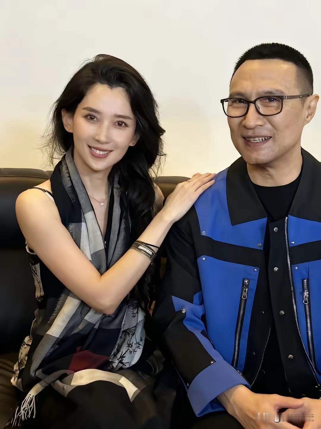 音乐教父汪峰老师的妻子和女朋友个个堪称人间绝色。相信汪峰老师征服女人绝不是靠脸蛋