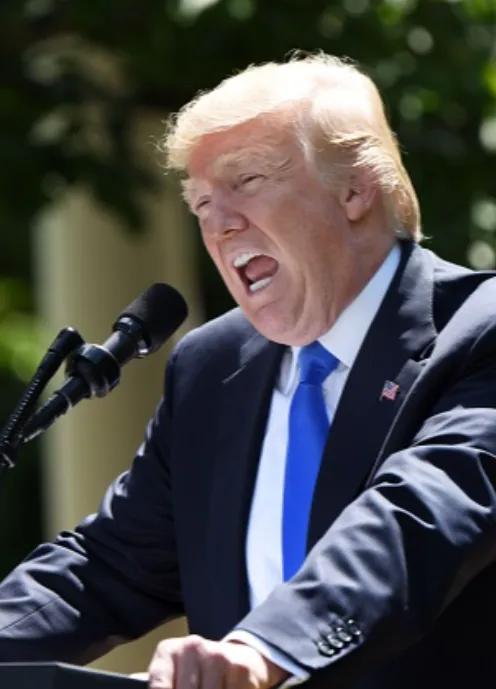 透过特朗普，看清资本主义与美债的真实面目。
 现在，世界人民应该感谢特朗普，因为