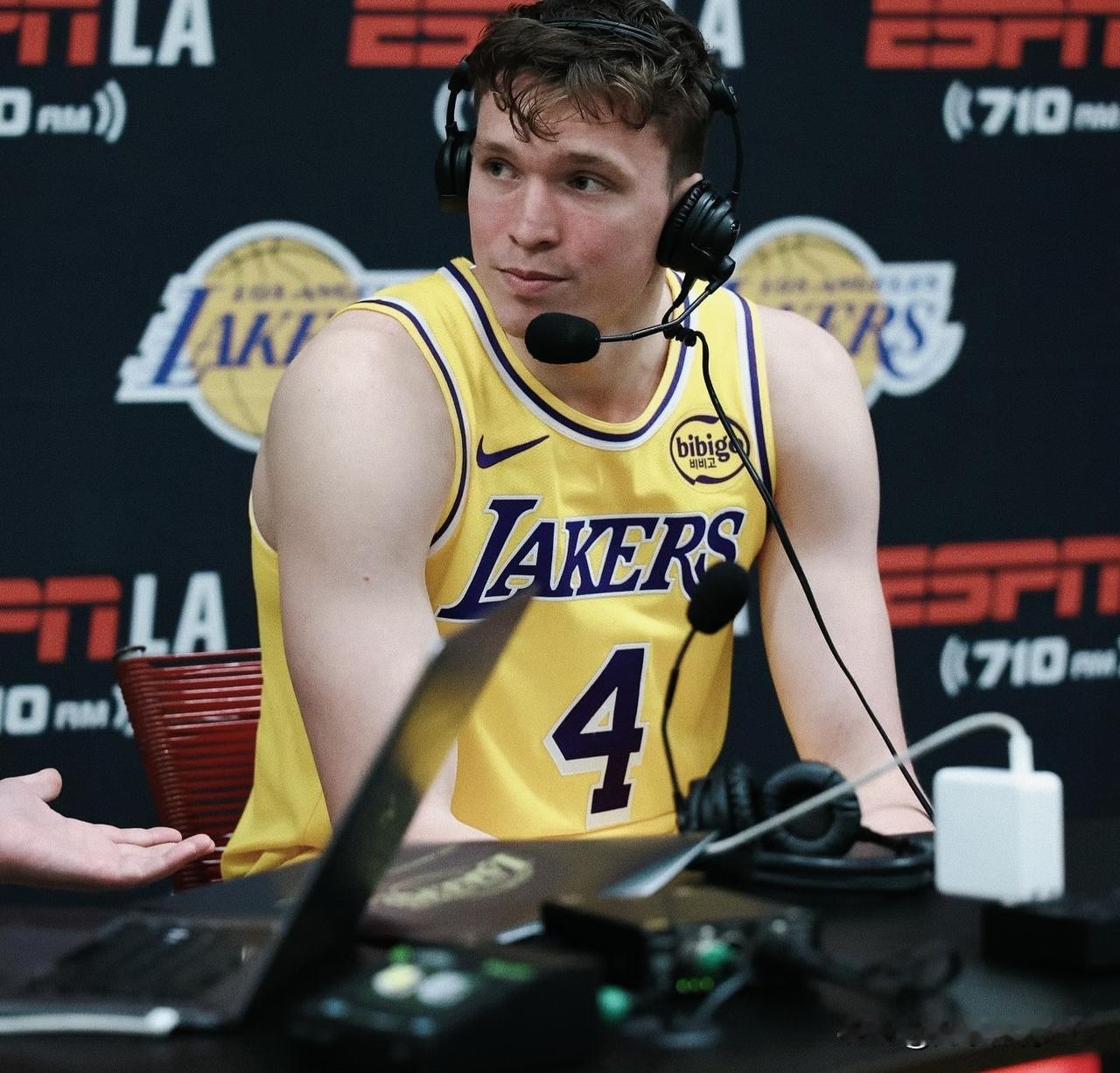 铁打的营盘流水的兵！
NBA季前赛裁员大幕正式拉开，克内克特就是下一个！

据报