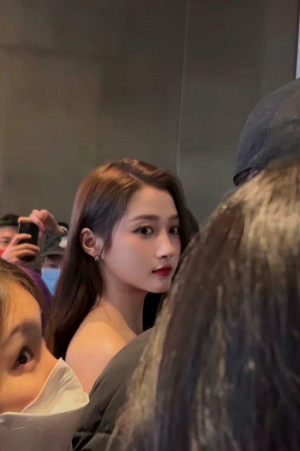 很久没有看到这么美的关晓彤了 ​​​