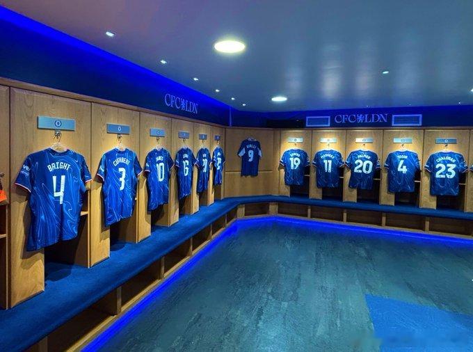 BBC：切尔西高级会员可在斯坦福桥主场更衣室举办私人晚宴，费用16,000英镑，