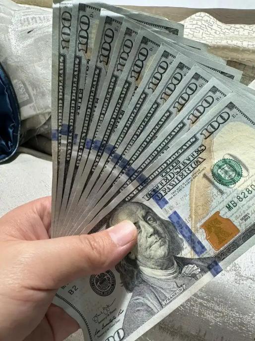 有人问，要是真打起来了，咋办？我跟你说，最先崩的，可能不是哪个军事目标，而是你手