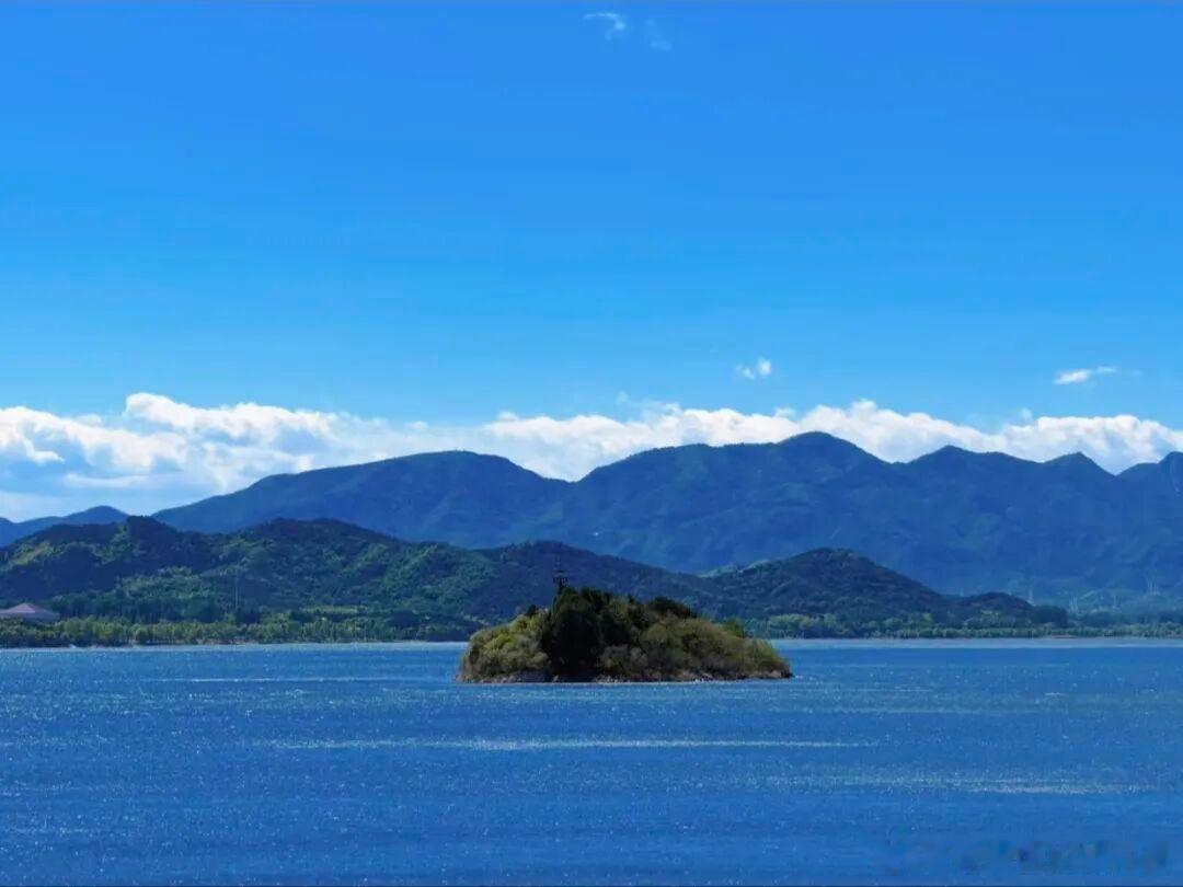 不想挤市区人潮，北京周末直奔怀柔这座免费公园太合适啦。怀山柔水公园爬山毫无压力，