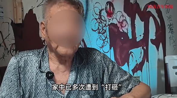 “解释不清了！”近日，上海，一老人房子拆迁时分了3套房产，分别分给了3个子女，当