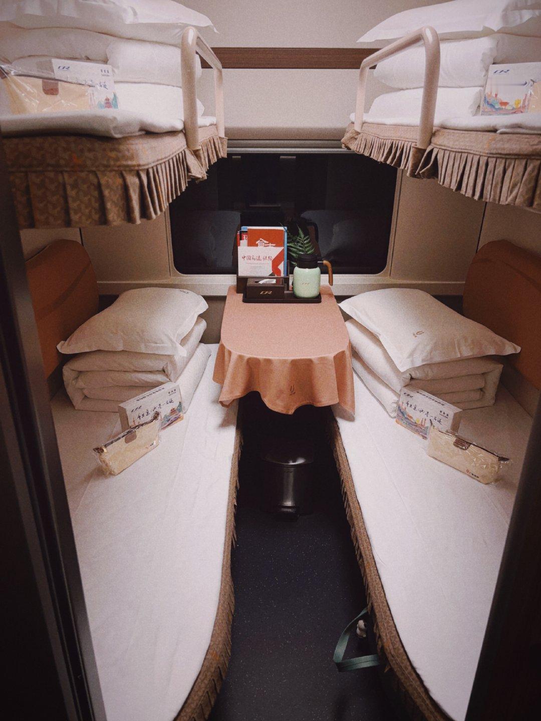 动卧不适合我，我睡不着啊！睡不好呀！睡不了呀！😭 