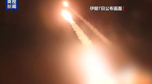 突发！德黑兰剧烈爆炸，以色列空军基地剧烈爆炸，特朗普着急、无力，掩盖不住最害怕的