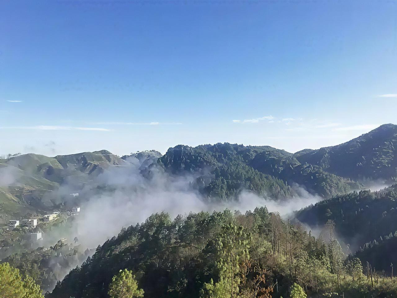 人不会一直都自视甚高，可问题是，你能凭什么立足呢？
说钱你没积蓄，说地位你没分量