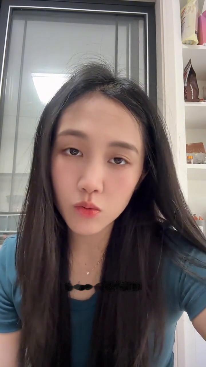 今天肯定是亏钱的，但是没涨起来就当存银行了。如果换来换去肯定是一无所有的。有人给