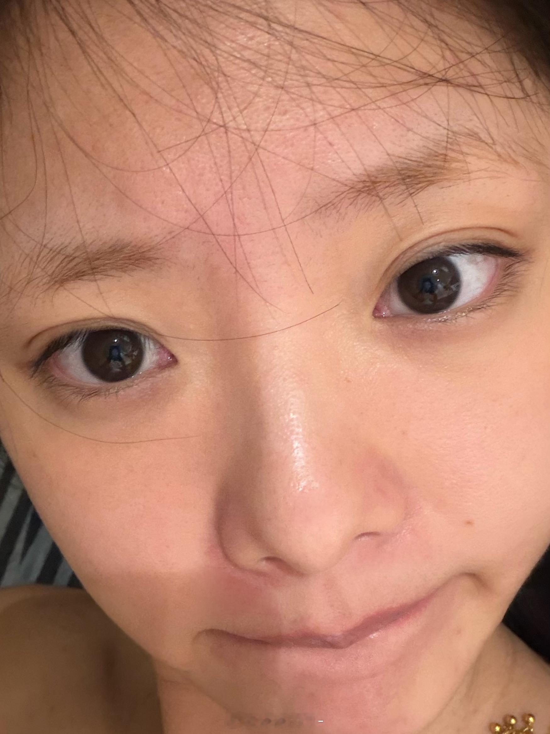 漂完眉毛不化妆咋长这么搞笑 