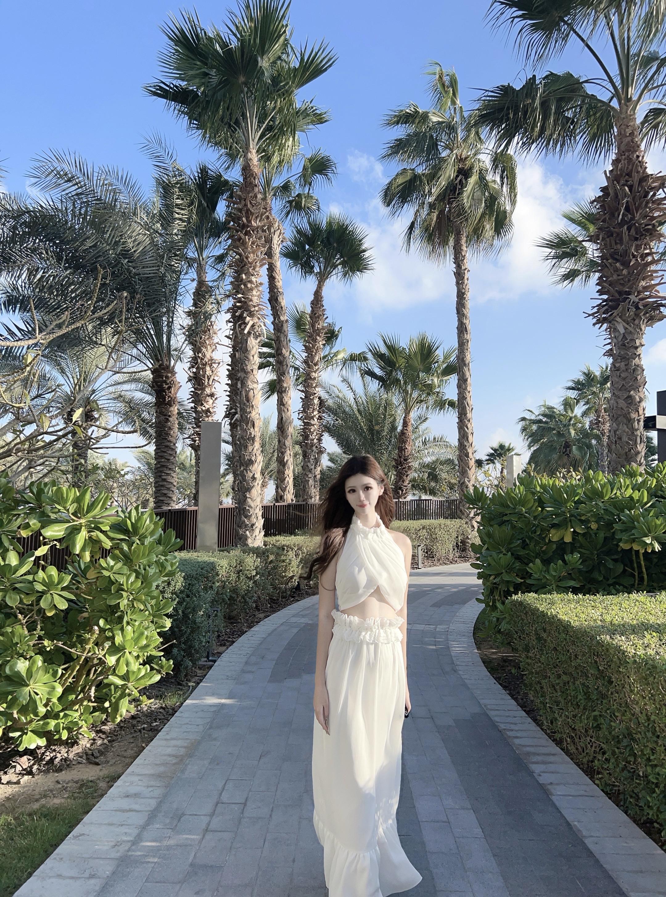 能治愈我的永远是有钱和漂亮的自己