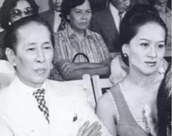 1997年，家财万贯的邓永祥在临终前要求儿子邓兆尊:“你以后一定要做一个败家子，