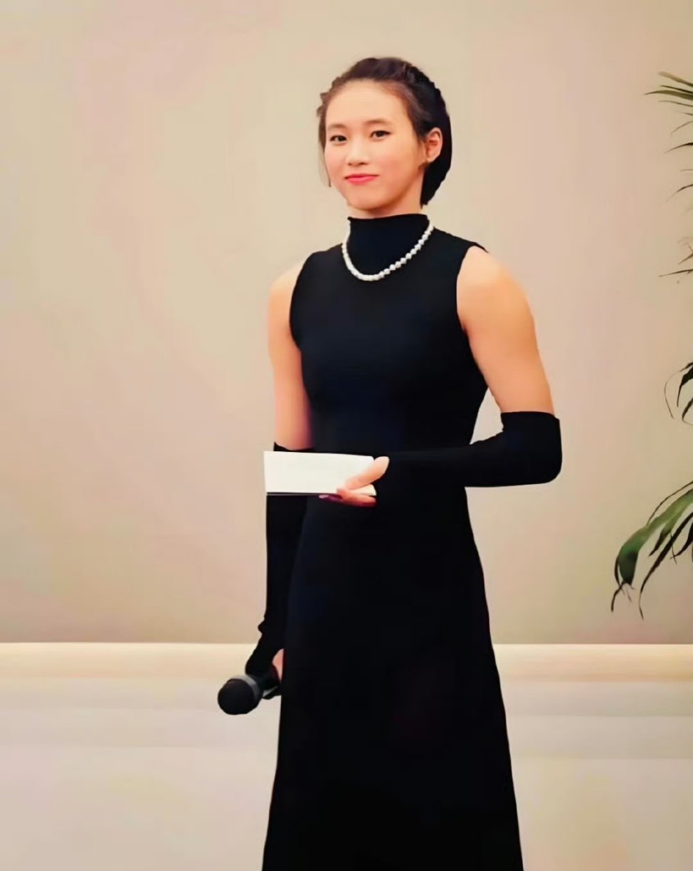 陈芋汐是如何克服发育关的？一度，为了体重维持在42.5公斤-43公斤，她每天测1