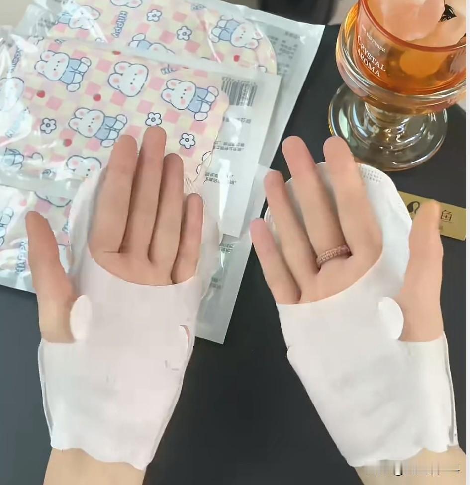 胃癌的战友们，化疗导致的脚麻，特别是冬天，有办法可以缓解一下。
        