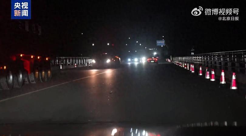 醉酒男子周某开智驾睡觉，撞上酒驾三轮摩托车，交警：周某负主责，判处拘役三个月；三