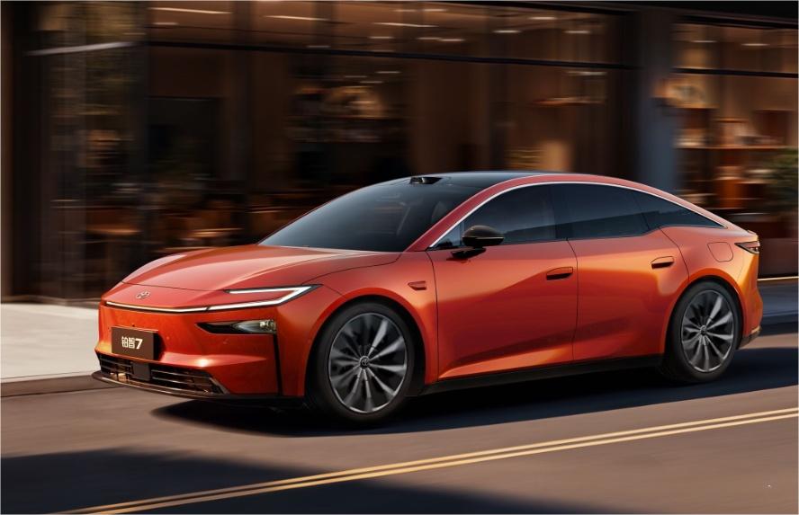 丰田铂智7本周日正式上市
铂智7于2026年3月5日开启预售，共推出5款车型，预