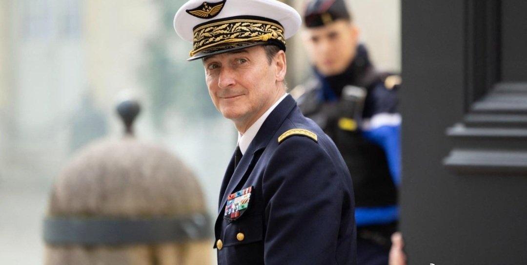 法国陆军参谋长法比安·芒东表示，美国变得越来越不可预测，在未通知巴黎的情况下发动