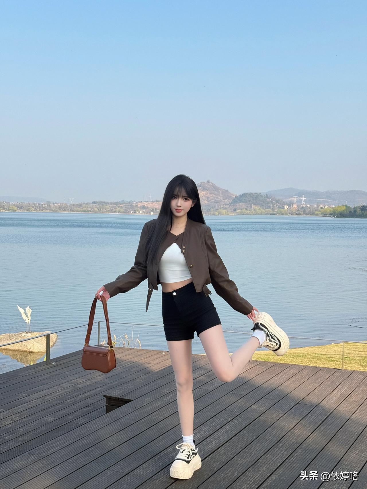 如果急躁
没方向的时候
一定要放慢脚步
好好放松自己
心顺畅了
什么都会顺畅
做