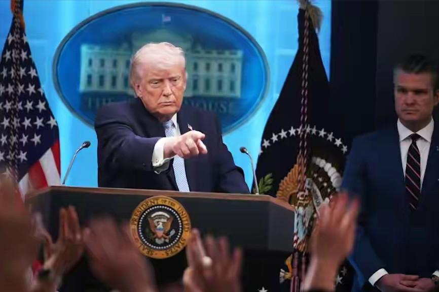 没想到特朗普做出重大让步，但给自己找了一个台阶！

4月6日的白宫复活节活动上，