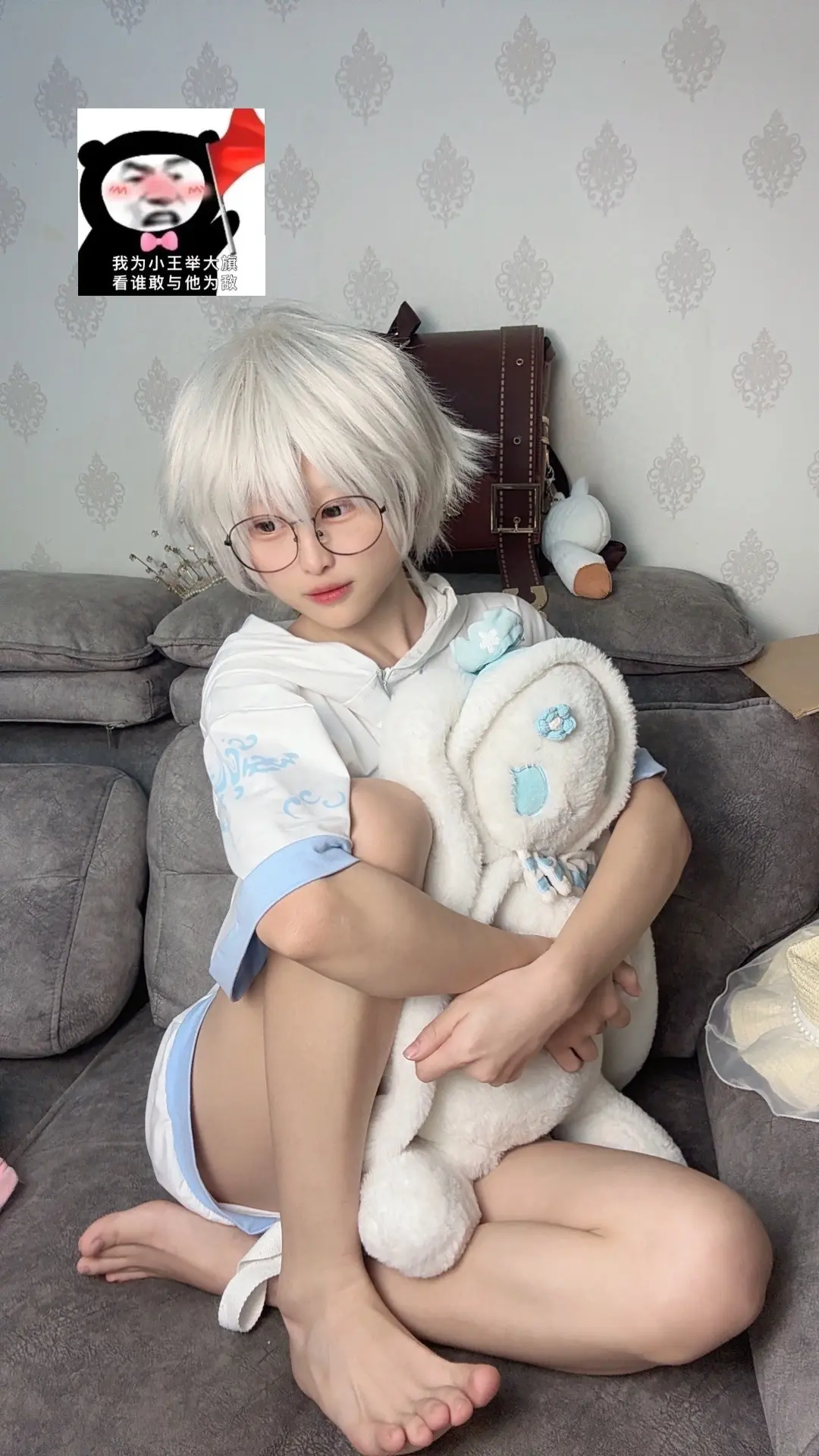 以后这表情包就是我马赛克了  人怎么可以那么聪明