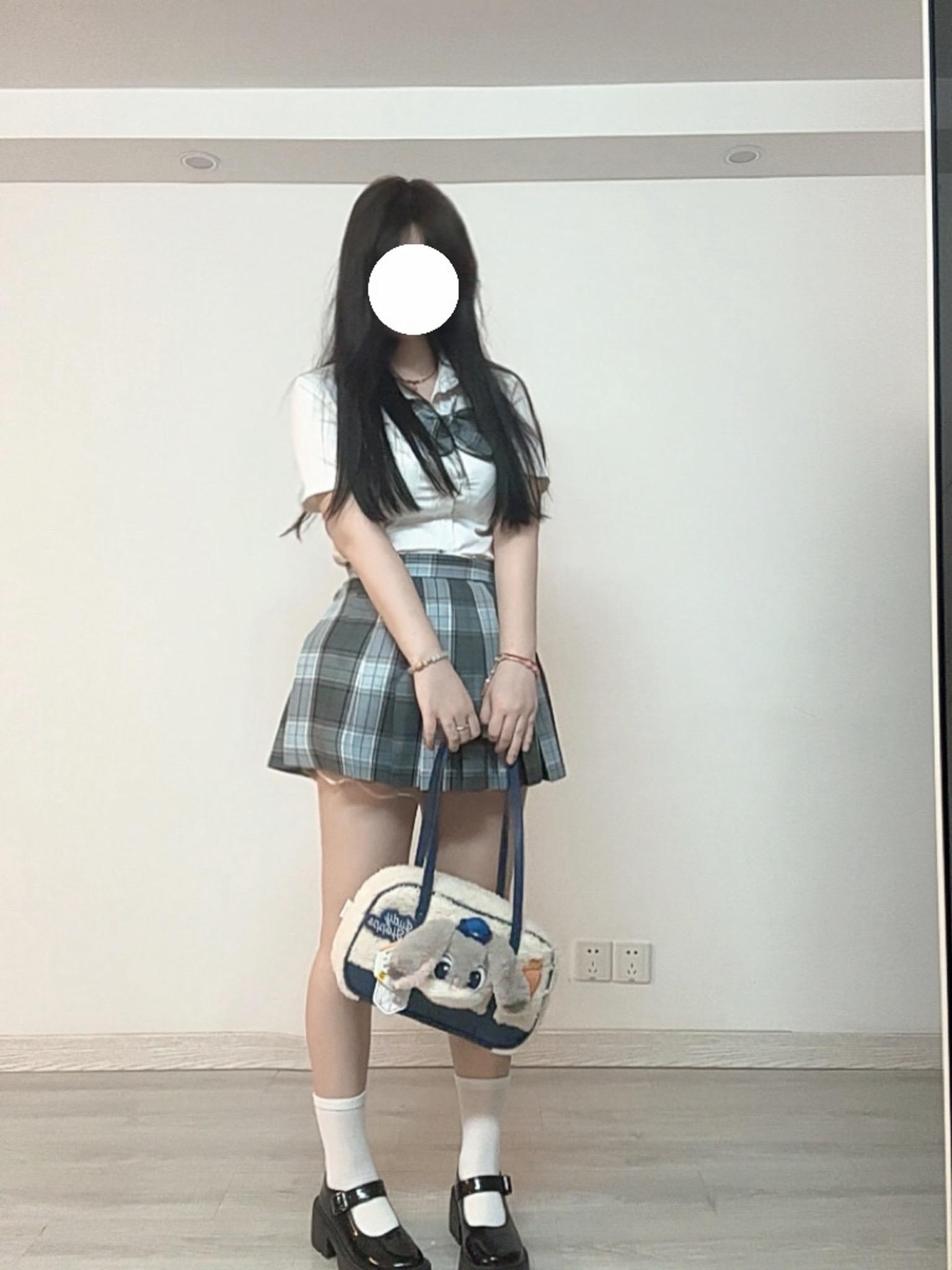 不会吧 又在想那个在一起0天的人