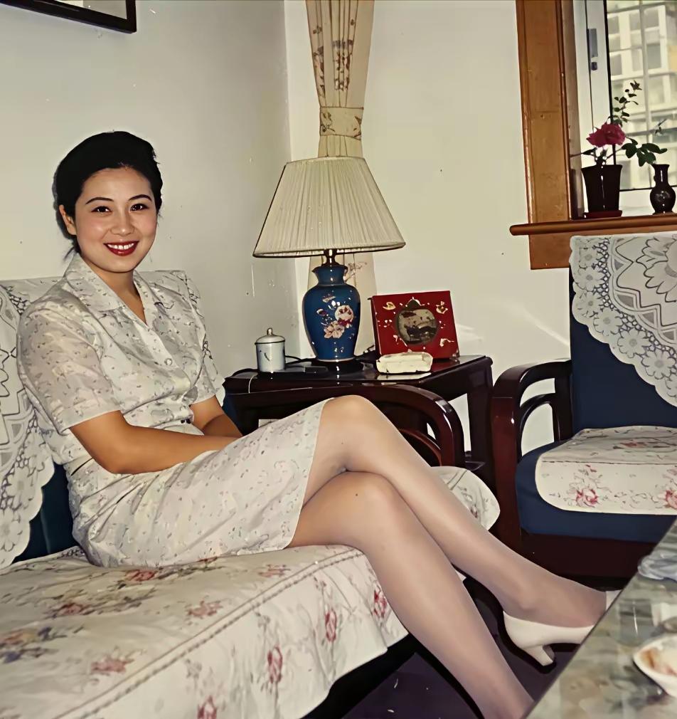 80.90年代的时尚潮流，放到现在也是时尚。八九十年代印象 80年代末的我