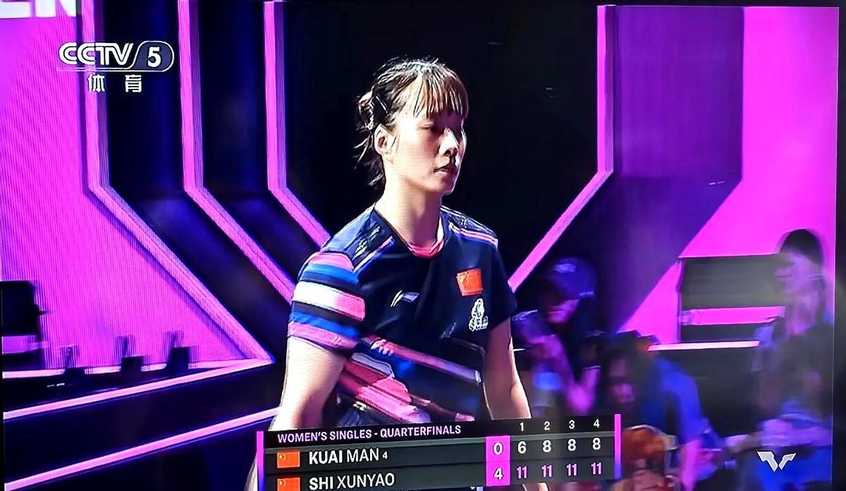 石洵瑶4:0蒯慢，陈熠3:2王曼昱，两场内战把“国乒卷”直接甩到热搜。

网友弹