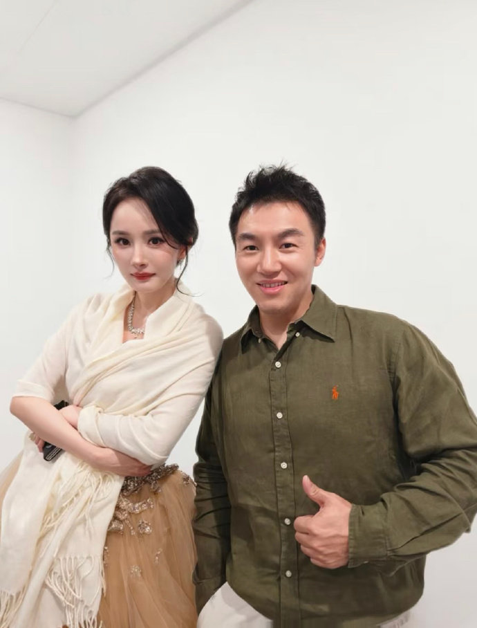 杨幂庆生人缘杨幂庆生排面 ​杨幂庆生排面 ​​​
