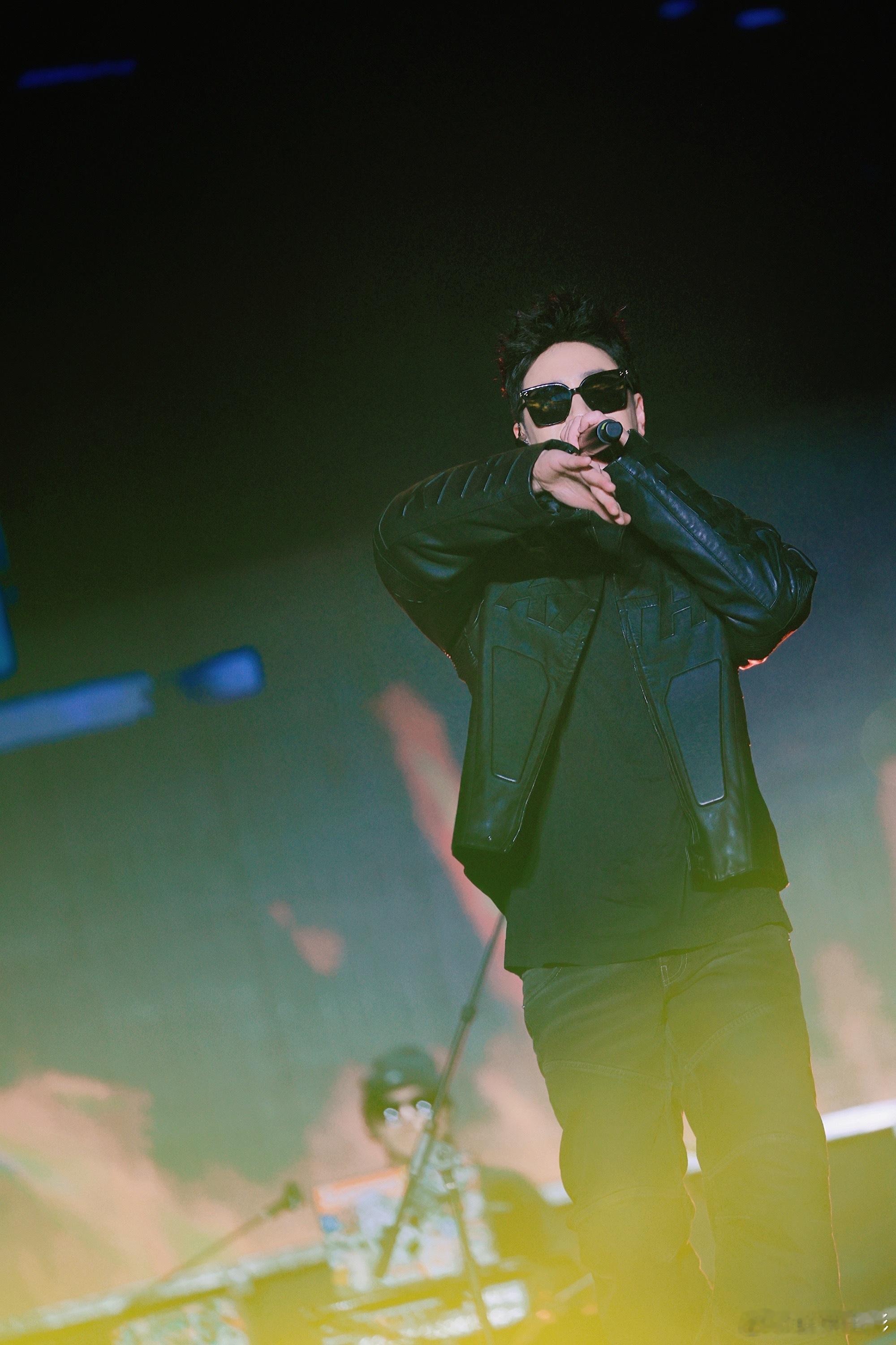 鹭卓成功追星潘玮柏潘玮柏演唱会嘉宾鹭卓潘玮柏演唱会嘉宾鹭卓 