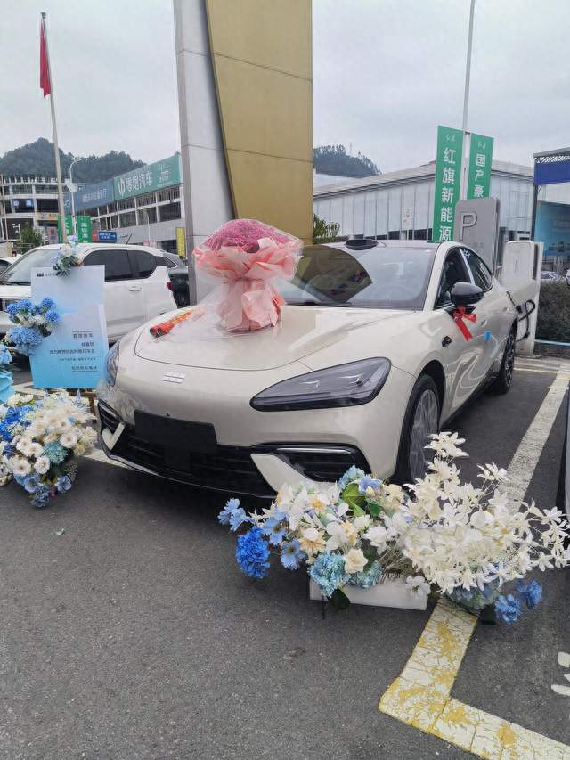 吉利银河TT真实用车