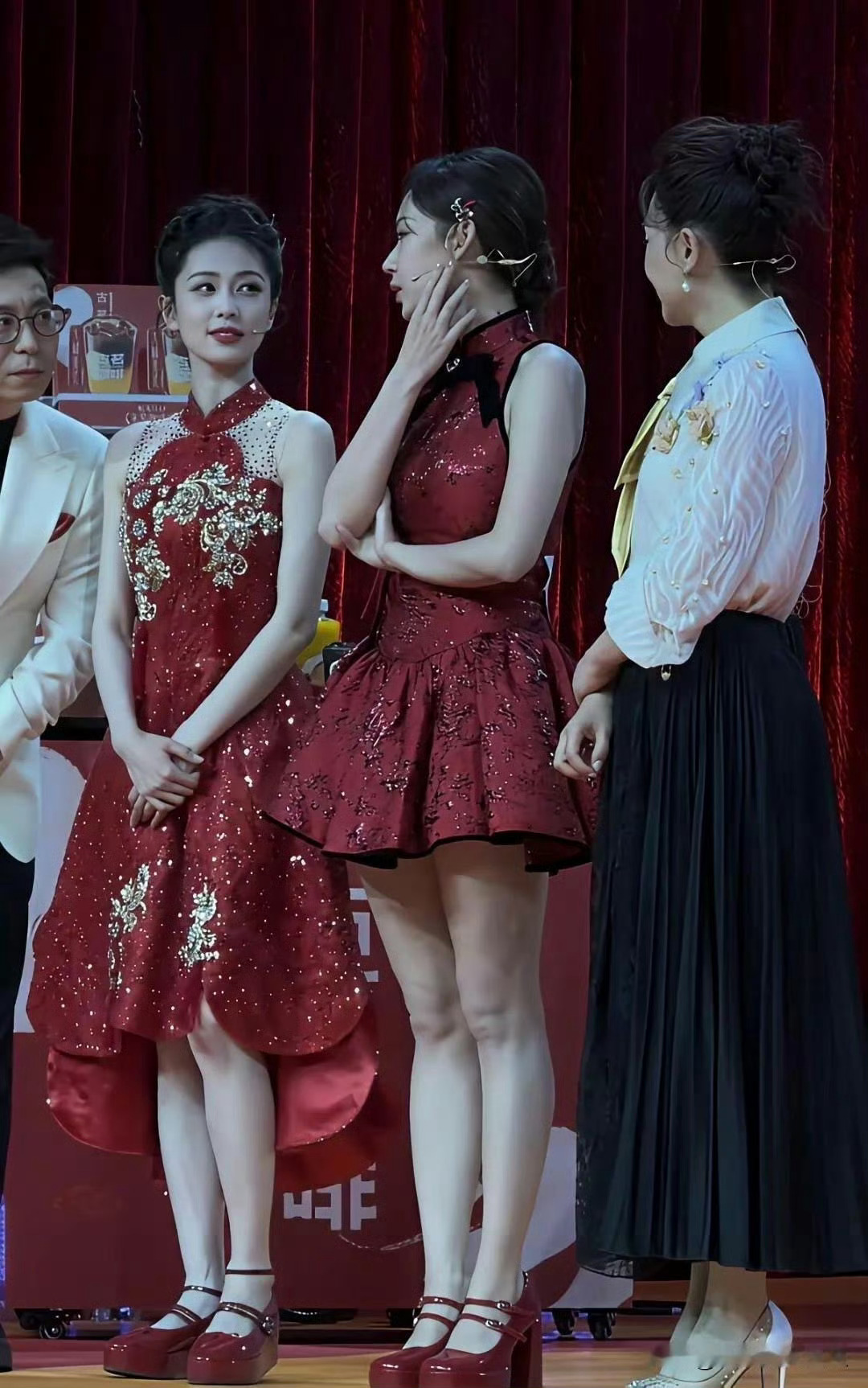 这才是真正的大腿，没有拉直，没有美颜 