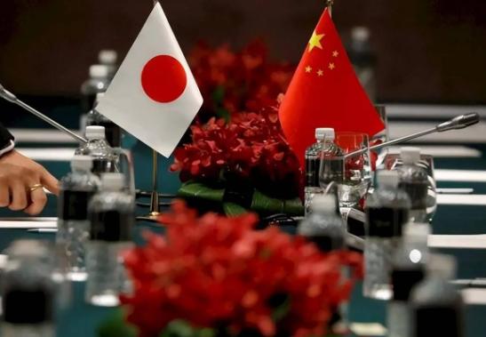 俄罗斯军事专家恨铁不成钢的表示：最让人着急的是，中方从始至终都没有想要“灭亡”日