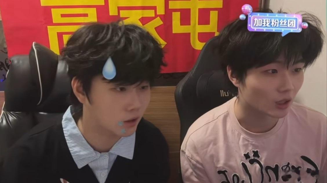 🎶开始啦～！这贴的是痘痘贴嘛哈哈哈哈哈哈还有一个💧小发卡～～ 
